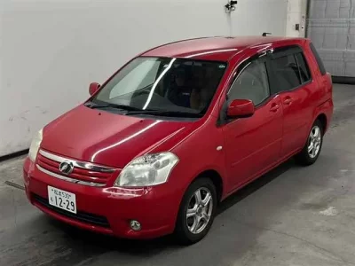 Toyota RAUM