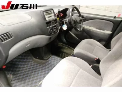 Toyota RAUM