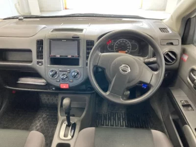 Nissan AD