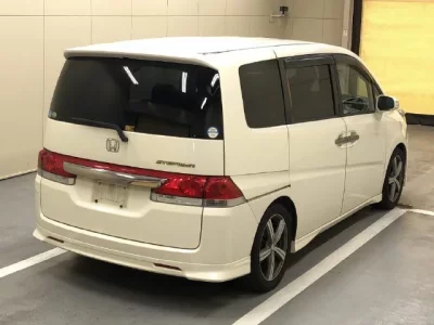 Honda STEP WAGON