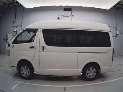 Toyota REGIUS ACE VAN