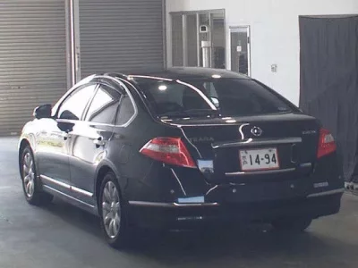 Nissan TEANA