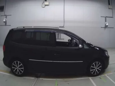 Volkswagen GOLF TOURAN