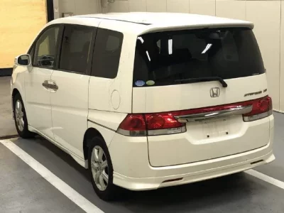 Honda STEP WAGON