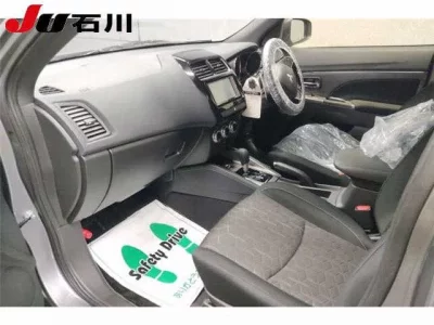Mitsubishi RVR