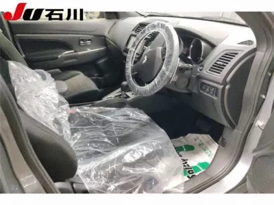 Mitsubishi RVR