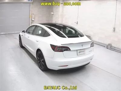 Tesla MODEL3