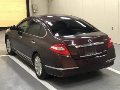 Nissan TEANA