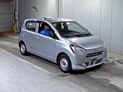 Daihatsu MIRA E S