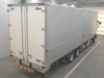 Isuzu TRUCK