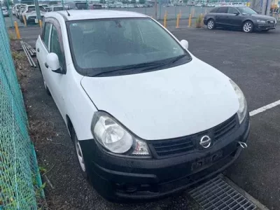 Nissan AD