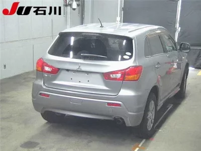 Mitsubishi RVR