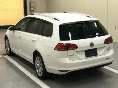 Volkswagen GOLF VARIANT