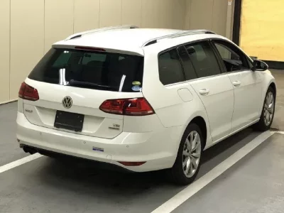 Volkswagen GOLF VARIANT