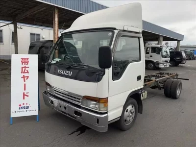 Isuzu ELF