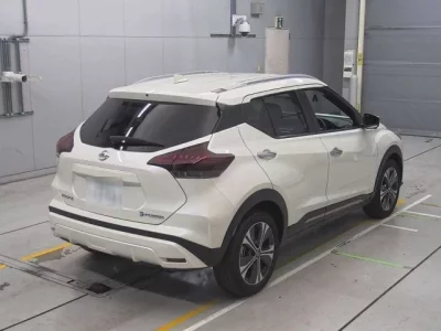Nissan KIX