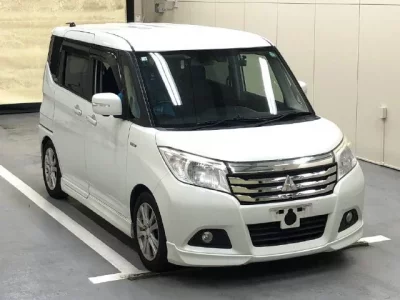 Mitsubishi DELICA D2