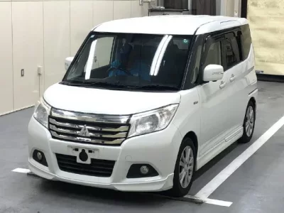 Mitsubishi DELICA D2