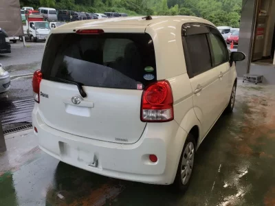 Toyota PORTE