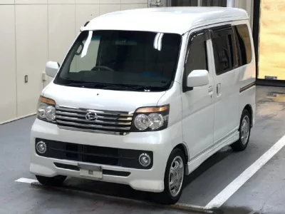 Daihatsu Atrai Wagon