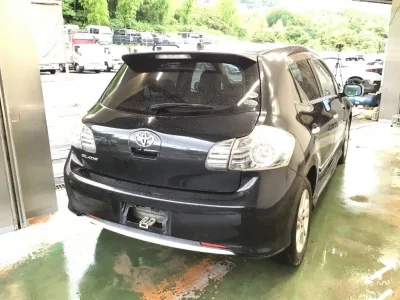 Toyota BLADE