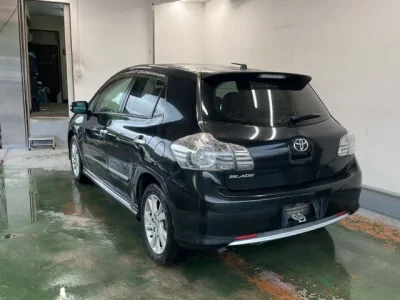 Toyota BLADE