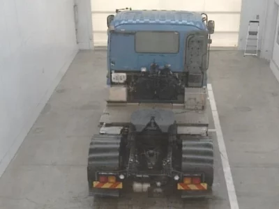 Isuzu TRUCK