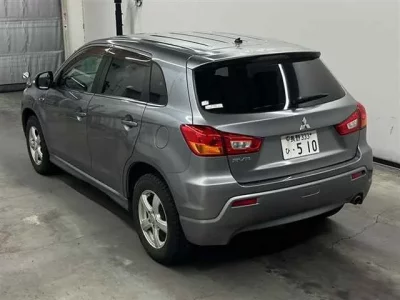 Mitsubishi RVR