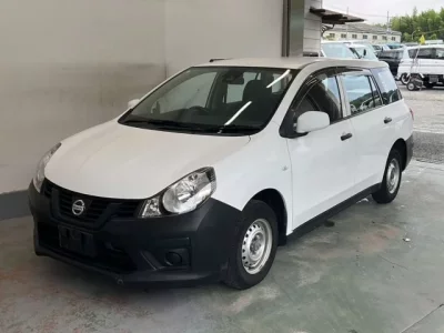Nissan AD