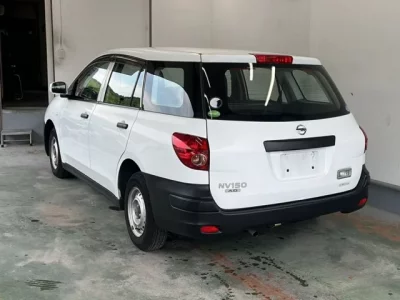 Nissan AD