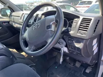 Toyota REGIUS ACE VAN
