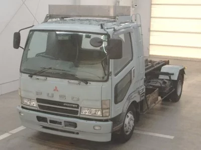 Mitsubishi FUSO FIGHTER