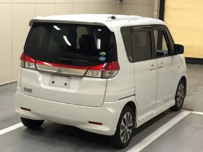 Mitsubishi DELICA D2