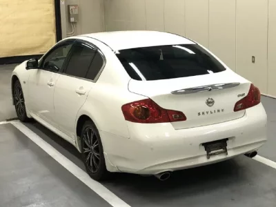 Nissan SKYLINE