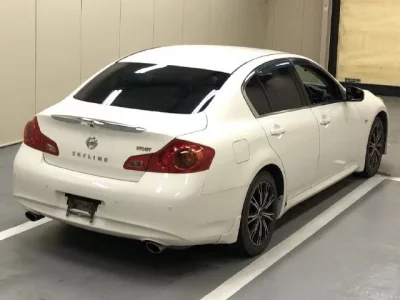 Nissan SKYLINE