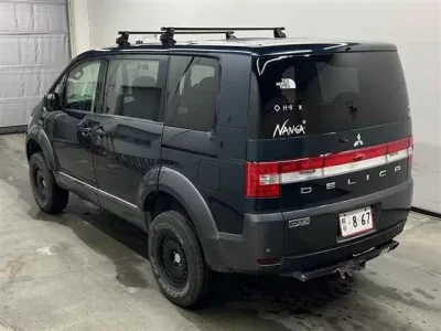 Mitsubishi DELICA D5