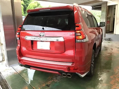 Toyota LAND CRUISER PRADO