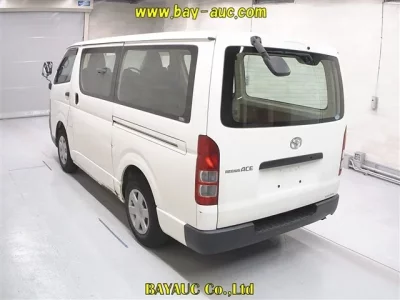 Toyota REGIUS ACE VAN