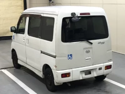 Daihatsu Atrai Wagon