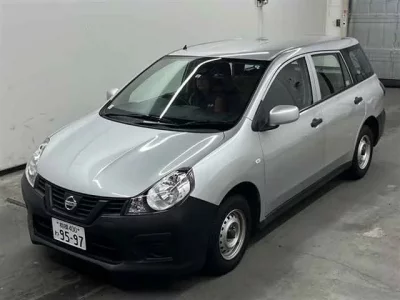 Nissan AD
