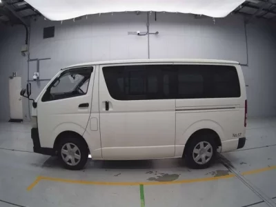 Toyota REGIUS ACE VAN