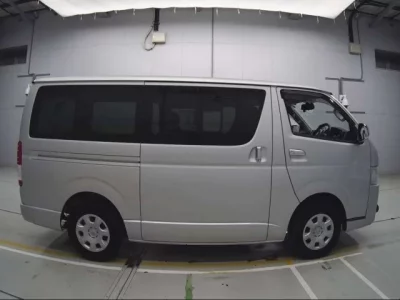 Toyota REGIUS ACE VAN