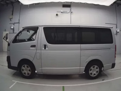 Toyota REGIUS ACE VAN