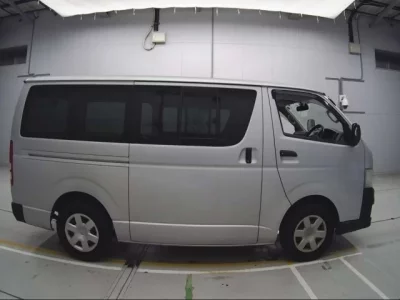 Toyota REGIUS ACE VAN