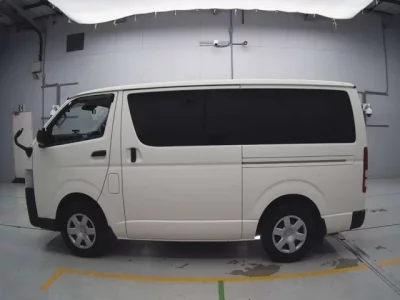Toyota REGIUS ACE VAN