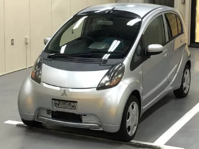 Mitsubishi I