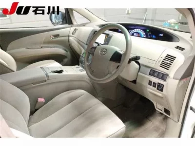 Toyota ESTIMA HYBRID