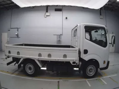 Nissan ATLAS