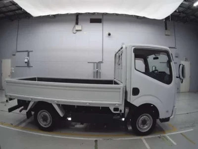 Nissan ATLAS