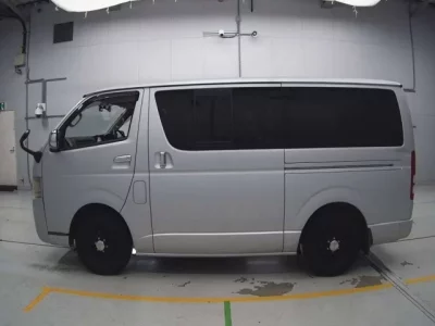 Toyota REGIUS ACE VAN